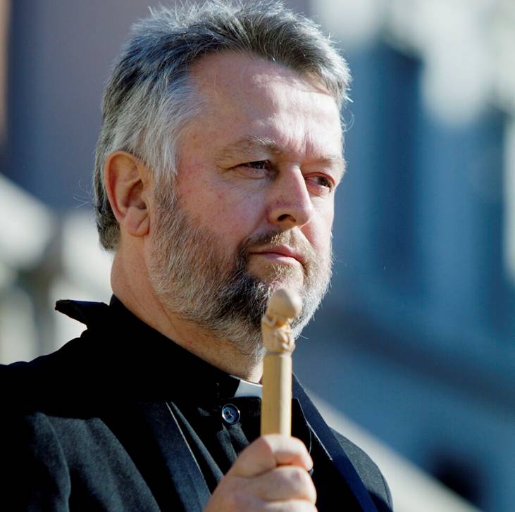  Den blodige sannhet tvinger seg n frem, sier den kjente aksjonisten Ludvig Nessa.
 Foto: NTB