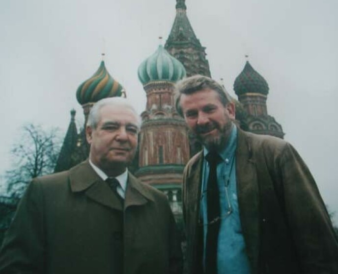 CONFIRMED: Here Steinfeld is on Red Square in Moscow with Viktor Grushko, colonel general of the KGB, in the 1990s. Grushko then admitted to Steinfeld that the article in Izvestiya was created by the KGB. Photo: Private