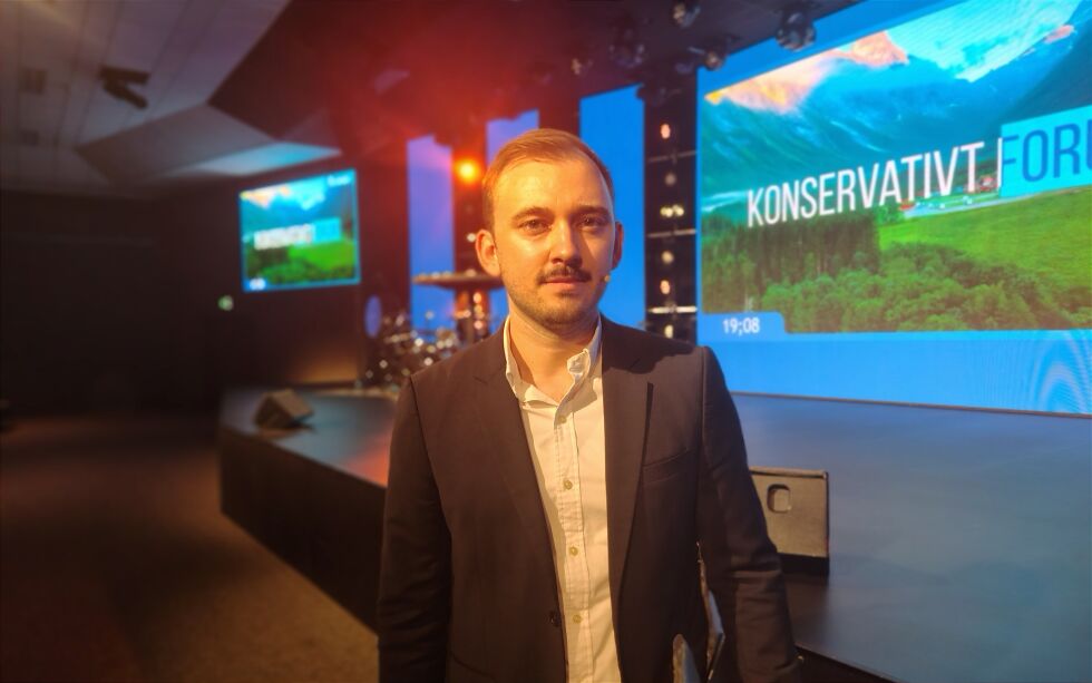 Hananya Naftali, Benjamin Netanyahus mangeårige rådgiver, deltok på Konservativt Forum 2025 i Credokirken i Bergen torsdag.
Foto: Solveig Apelthun