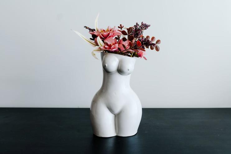 Hjemme hos Dina Viktoria Teien. Til sak om kristen forkynnelse om sex utenfor ekteskapet.